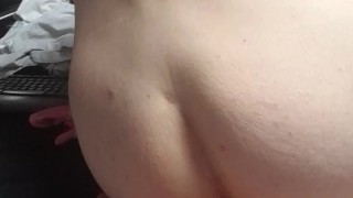 Riding that wet dick, creampie YOUNG FEMBOY MAKING HIS TOES FOLD
