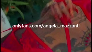 Hot Teen Angela Yoga Pussy Flash