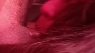 MAMADA PROFUNDA EN EL AUTO...