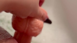 Pussy masturbation