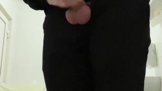 Twink dryly jerks off in the clinic