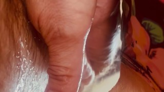 Dutch golden shower Ze pist in haar slipje, zo over mijn grote lul