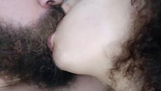 18 year old kisses older man and gets wet,hot kiss,💦😵😋🤤🫦😙😘👩🏽‍❤️‍👨🏼🥛