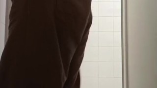 Haciendo travesuras en la universidad