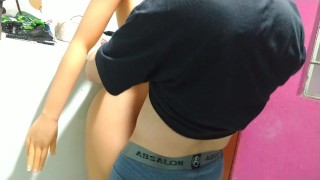 Espero me pueda embarazar el pendejo de mi hijastro para que me de dinero su papa el otro pendejo