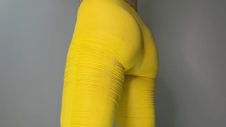 ⭐️ PAWG Plugged Twerkin' & Peeing in Yellow Yoga Pants ⭐️