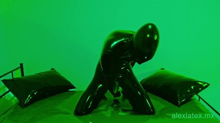 Alien’s sticky anal pleasure T2, big dildo fucking - Alex Latex