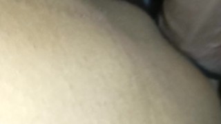 Oral de esposa infiel cuando su cornudo trabaja
