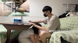 彼氏の仕事の邪魔をしてみた！/Japanese hentai video.